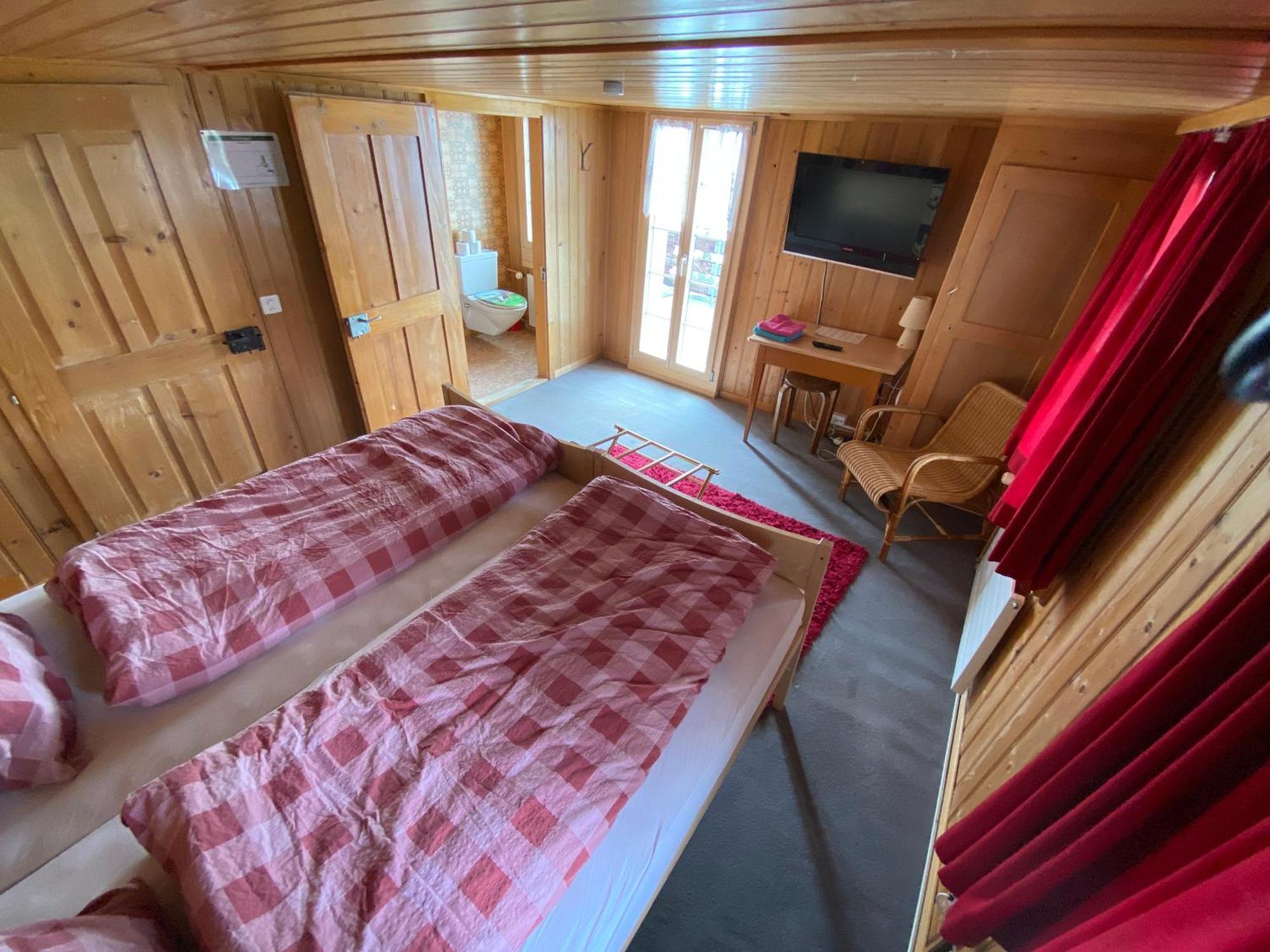 Rigi-Burggeist Alpine Guesthouse Gersau Zimmer foto